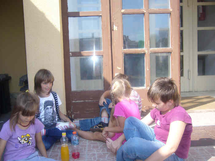 05